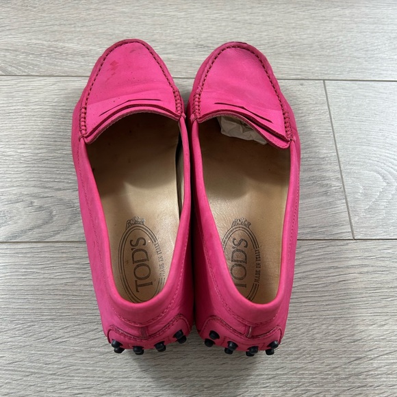 Tod’s Gommino Pink Suede Loafer Slip On Flat Shoes - Picture 3 of 14